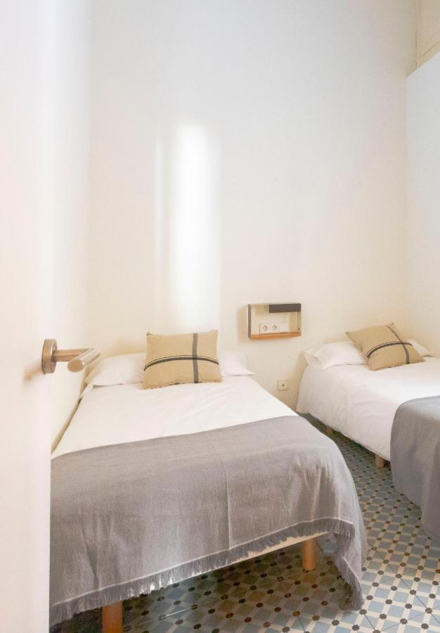 The Barcelona Centric Apt By Maison Pinata Bagian luar foto