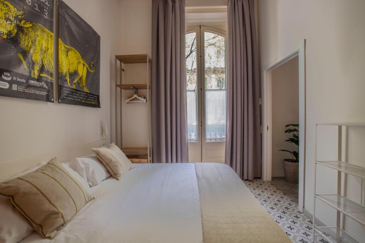 The Barcelona Centric Apt By Maison Pinata Bagian luar foto